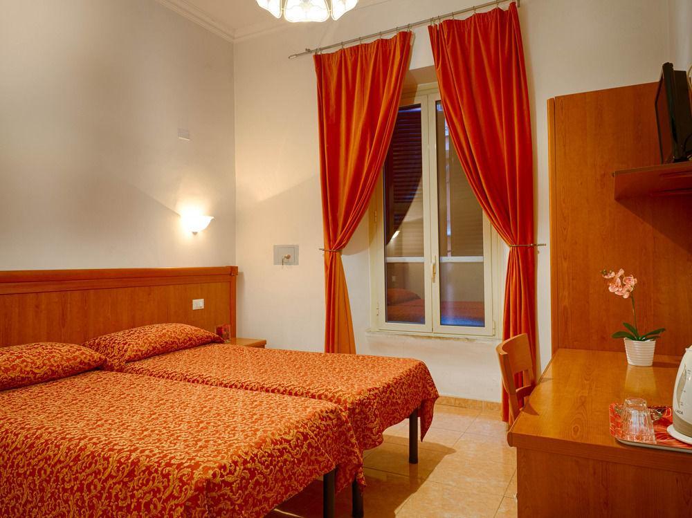 Sunny Guest House Roma Dış mekan fotoğraf