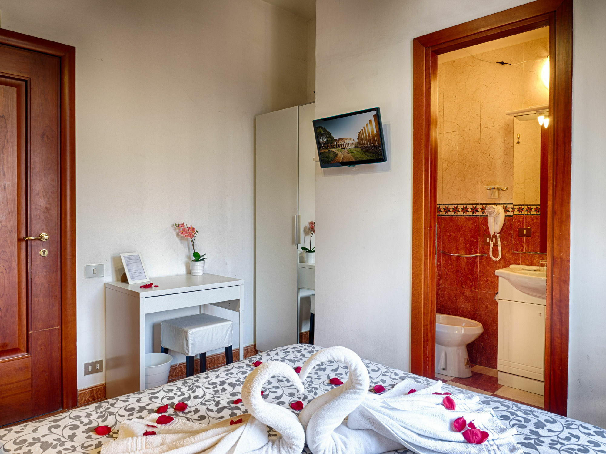 Sunny Guest House Roma Dış mekan fotoğraf